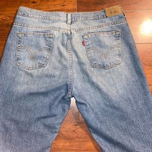 505 Straight Leg Levi’s